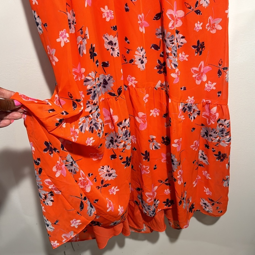 Dress - Picture 3 of 9